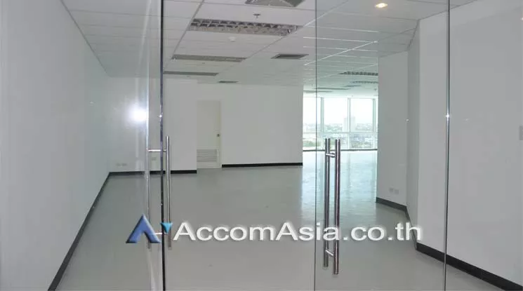 10  Office Space For Rent in Pattanakarn ,Bangkok ARL Ramkhamhaeng at UM Tower AA11803